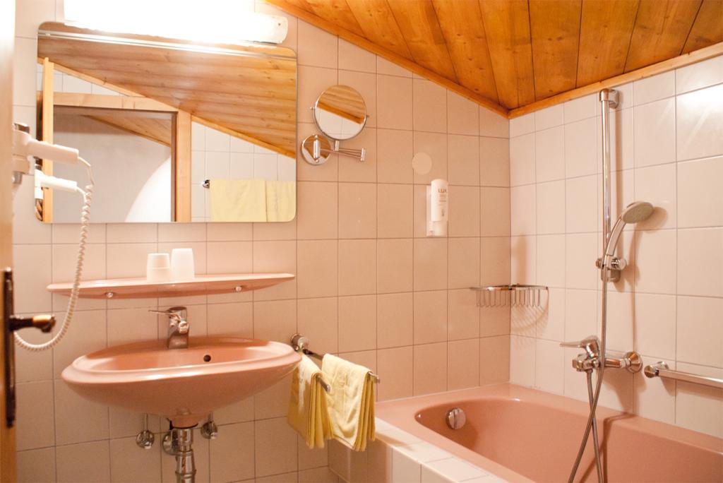 Hotel-Gasthof "Zur Muehle" 카프룬 객실 사진