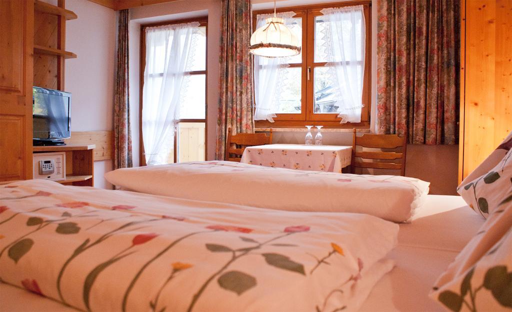 Hotel-Gasthof "Zur Muehle" 카프룬 객실 사진